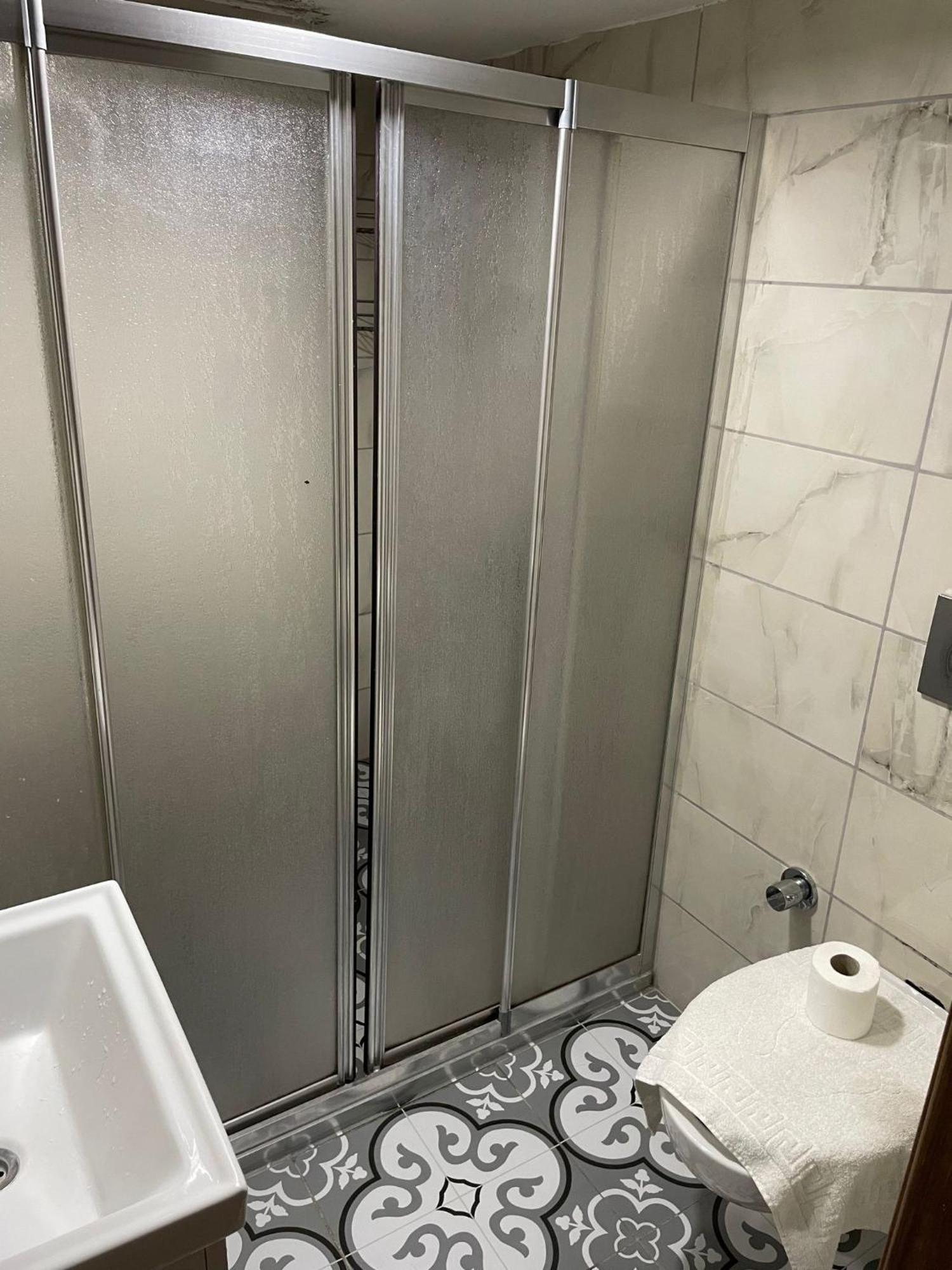 Hotel Otag Istanbul Bagian luar foto
